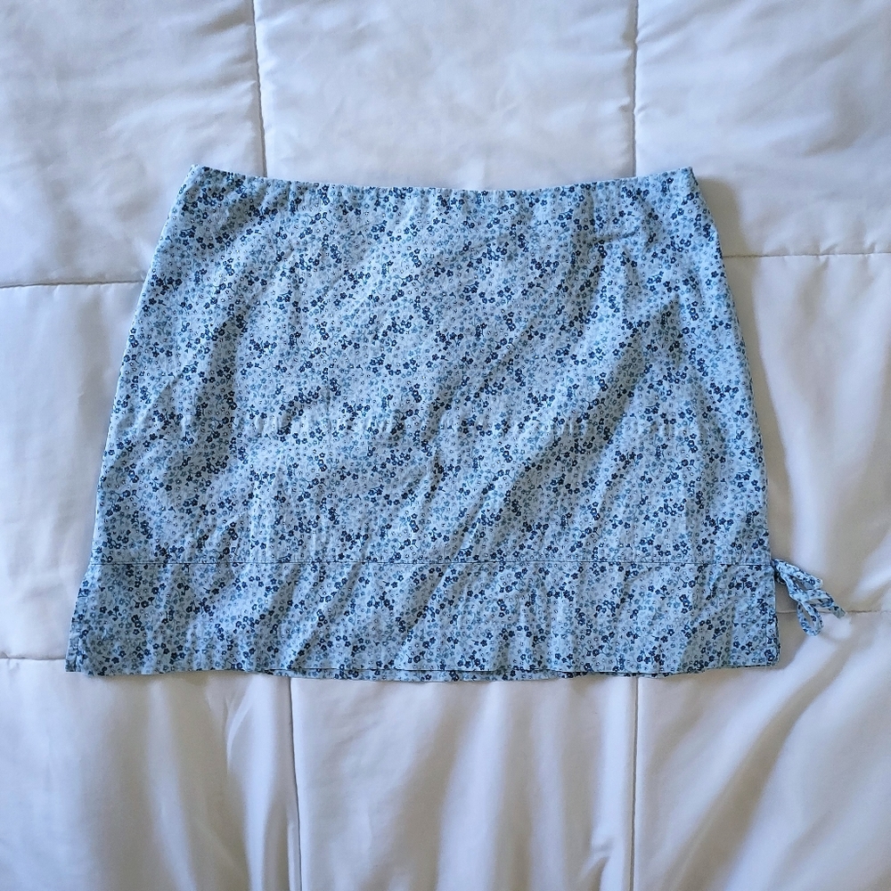 Vintage 90s Floral Star C.C.C. City Clothing Co. size 9 (blue)